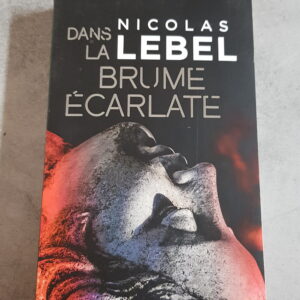 Brume écarlate