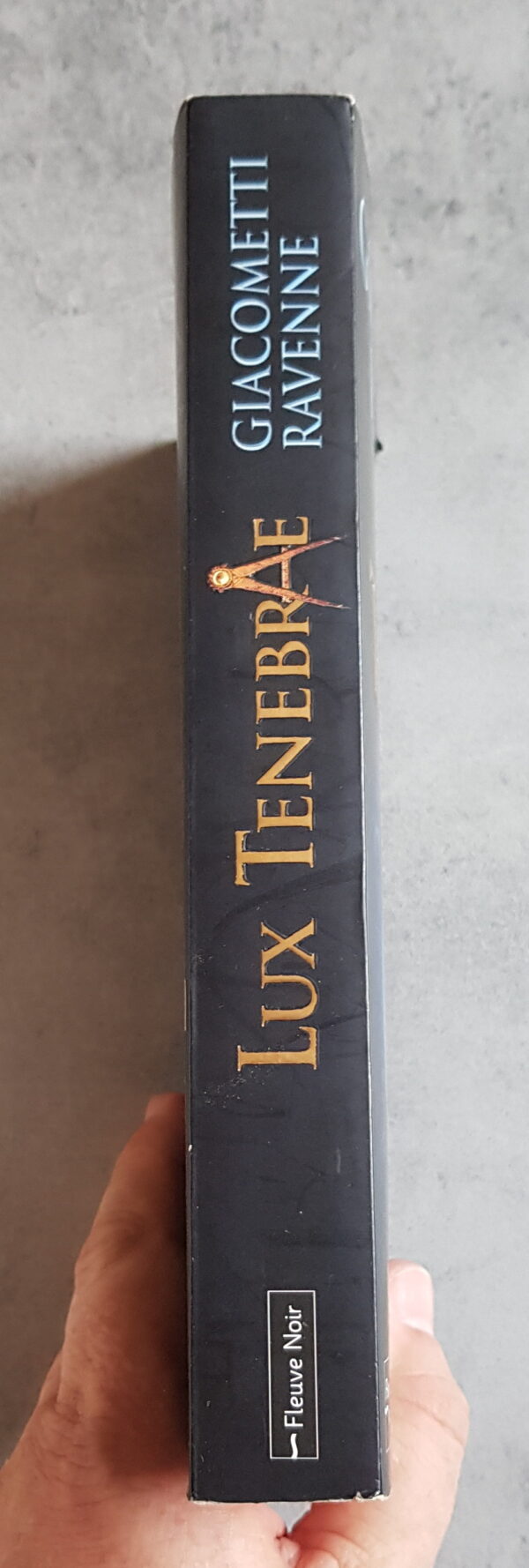 Lux Tenebrae – Image 3