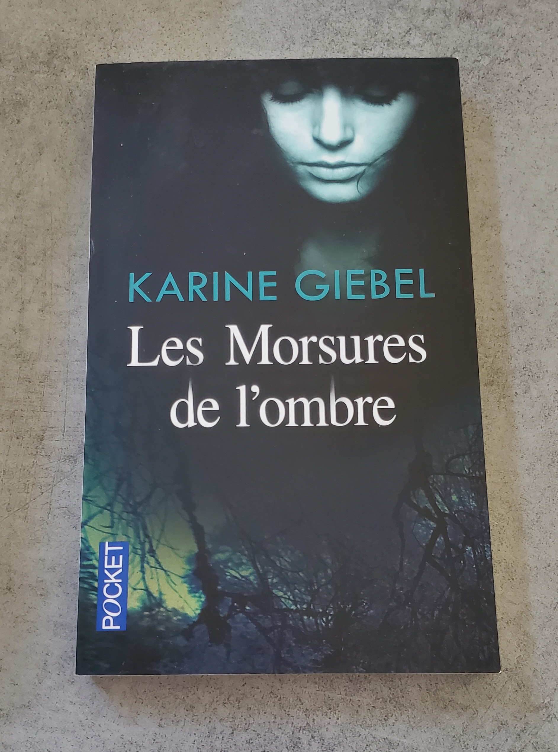 Les morsures de l'ombre