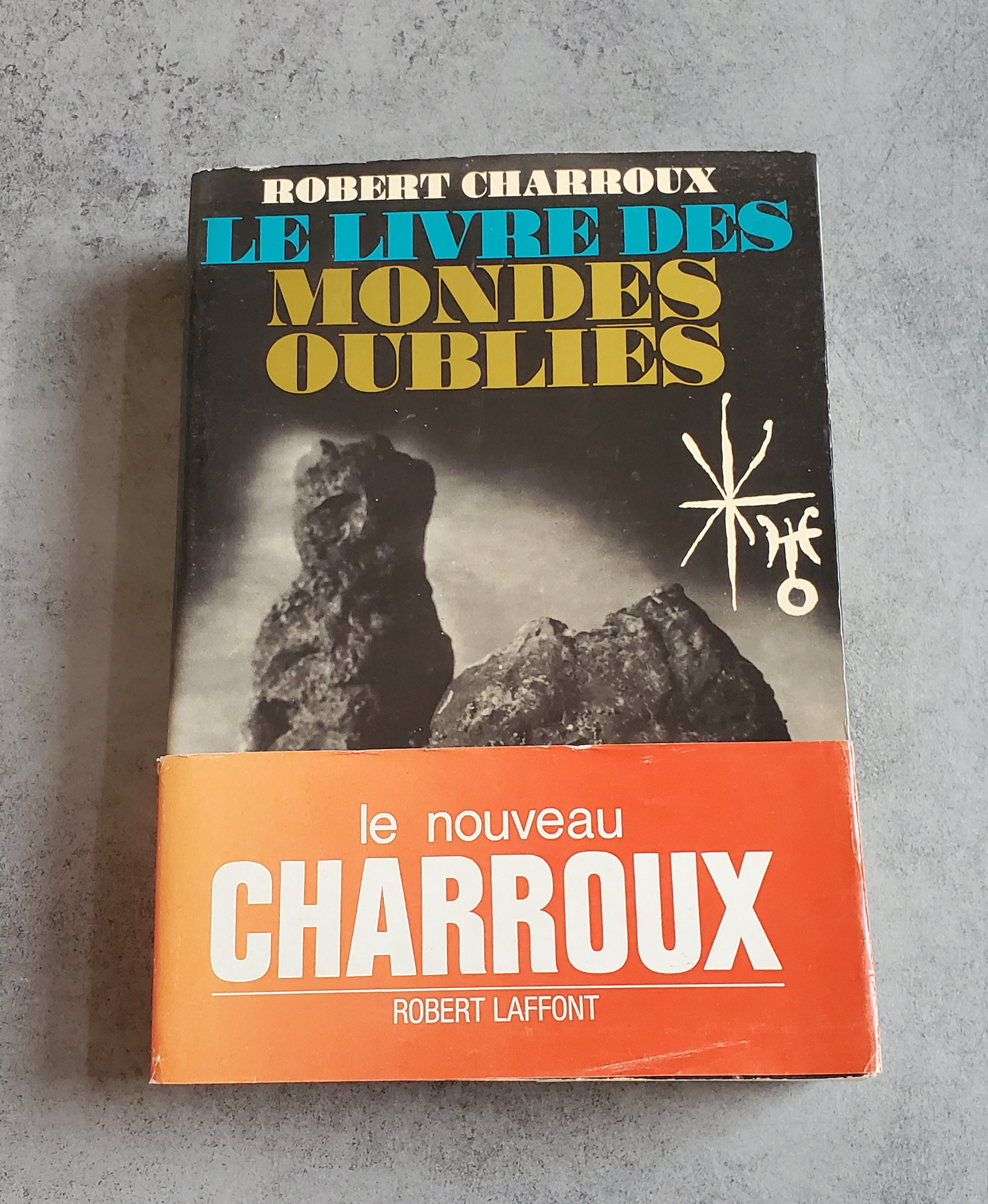 Le Livre des Mondes Oubliés