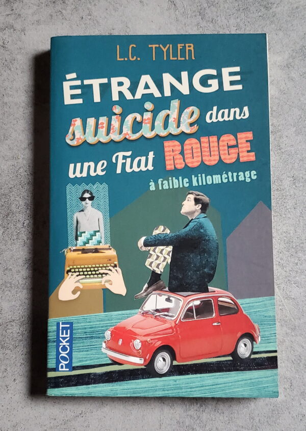 Étrange suicide dans une Fiat rouge à faible kilométrage