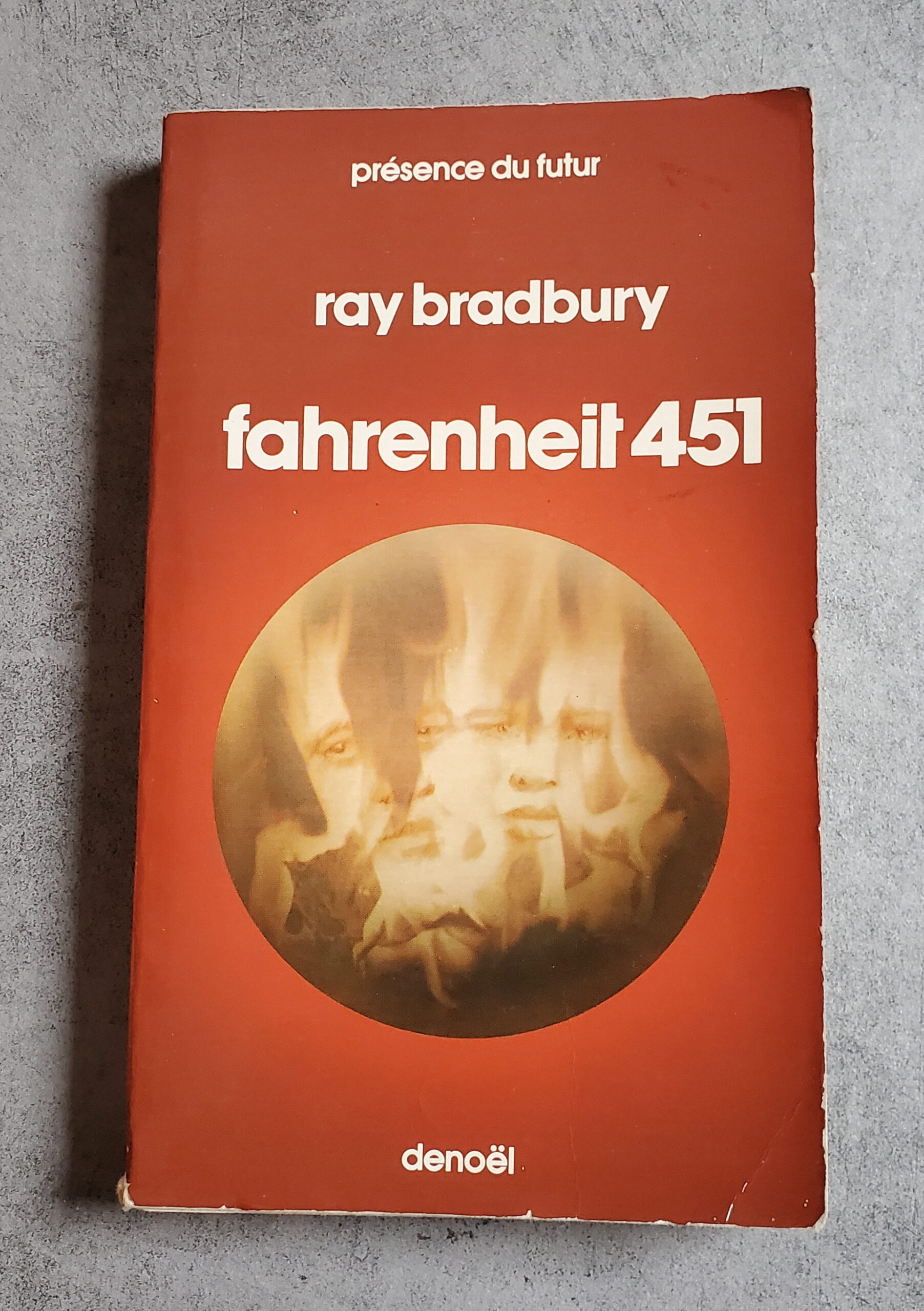 Fahrenheit 451