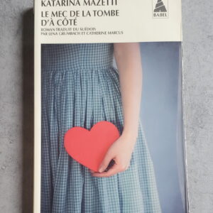 Le mec de la tombe d'à côté