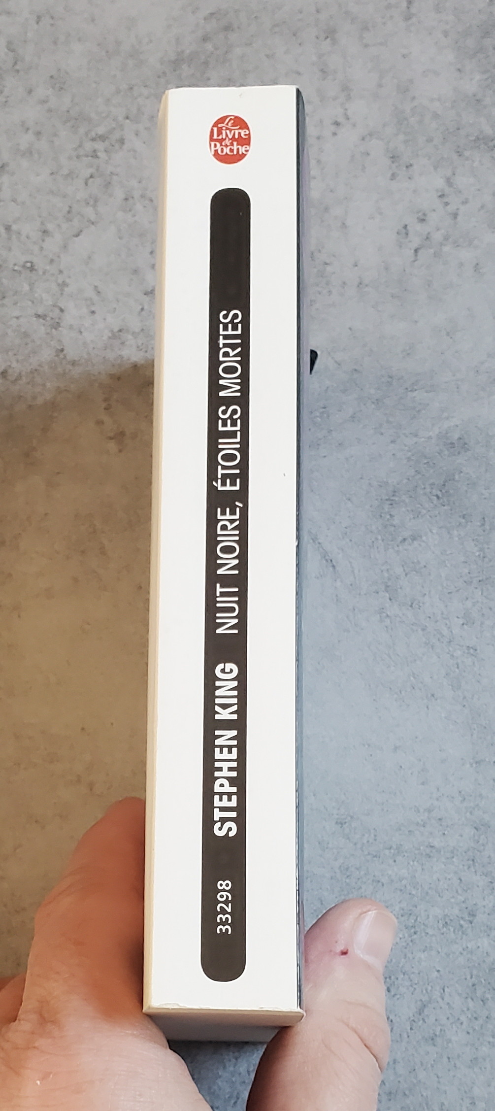 Nuit noire , étoiles mortes – Image 3